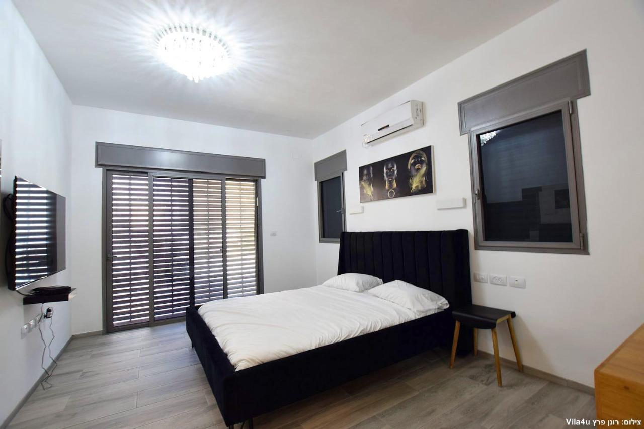 אמה וילה ריזורט Villa Hadera Exterior photo