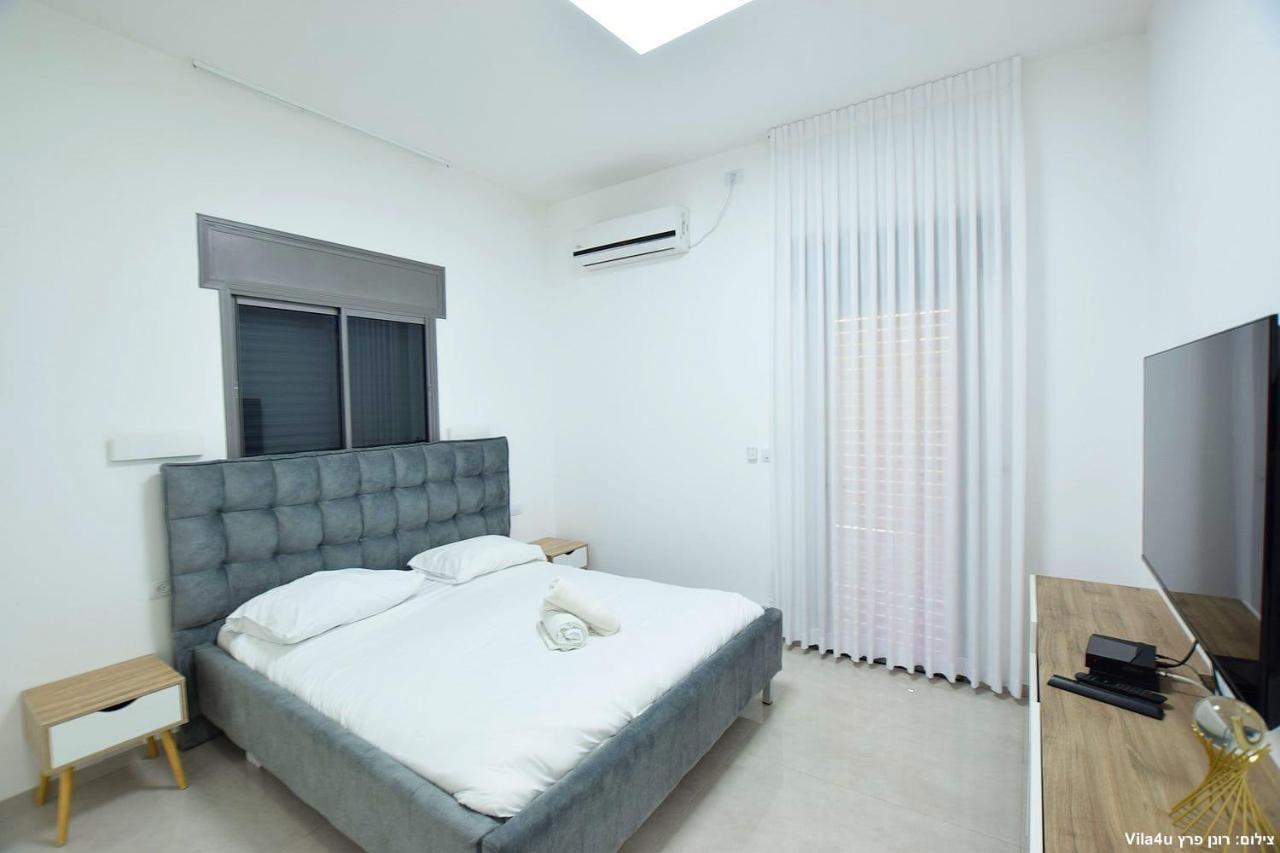 אמה וילה ריזורט Villa Hadera Exterior photo